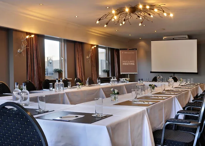 Отель Der Valk De Molenhoek-nijmegen 4*